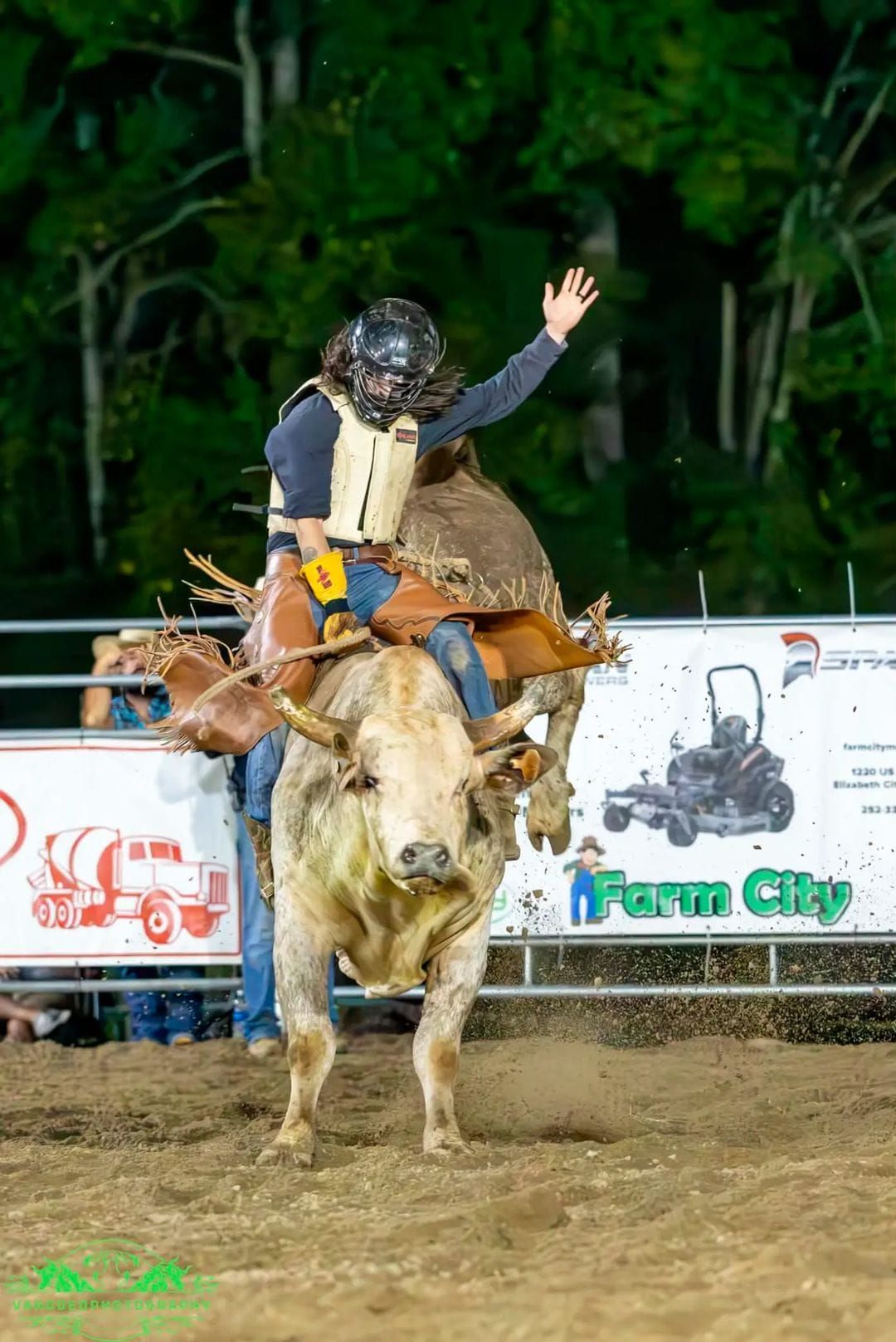 Alexander Lovelady bull riding